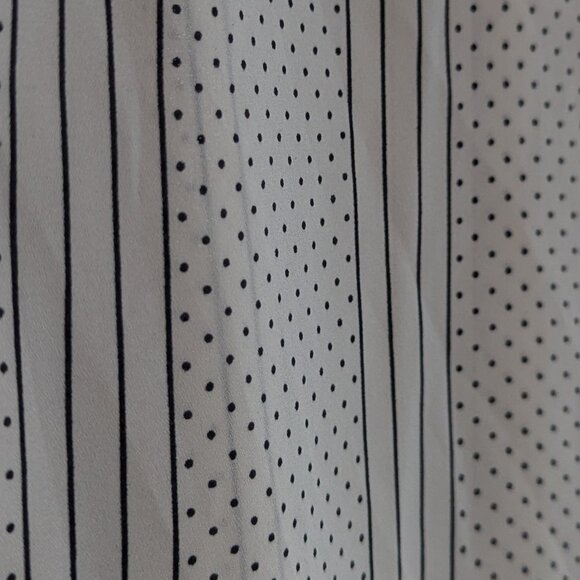 Banana Republic Classic Drapey Shirt Size Large - Picture 3 of 11